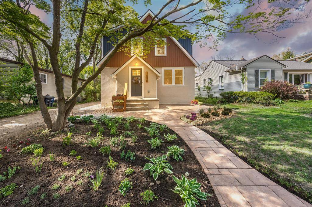 Ann Arbor, MI 48104,1435 Harpst Street