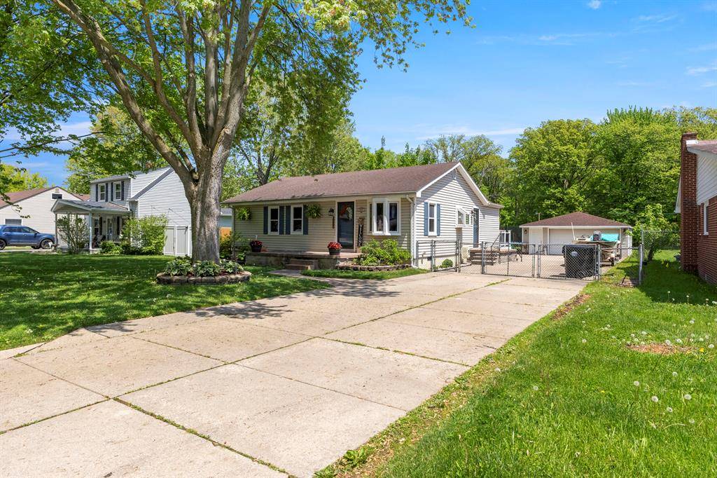 Woodhaven, MI 48183,22171 Monterey Drive
