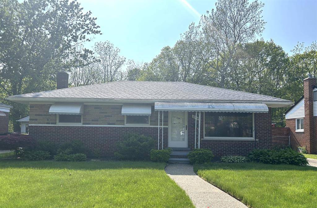 Trenton, MI 48183,2584 Longmeadow Drive