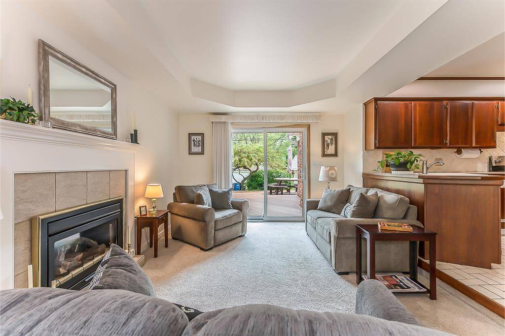 Ann Arbor, MI 48105,2972 Sheffield Court