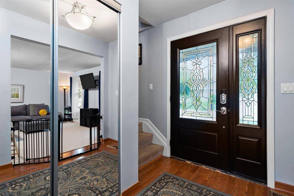 Canton Twp, MI 48188,927 Queens Way