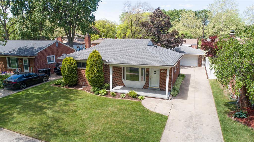 Livonia, MI 48150,9085 Brentwood Street