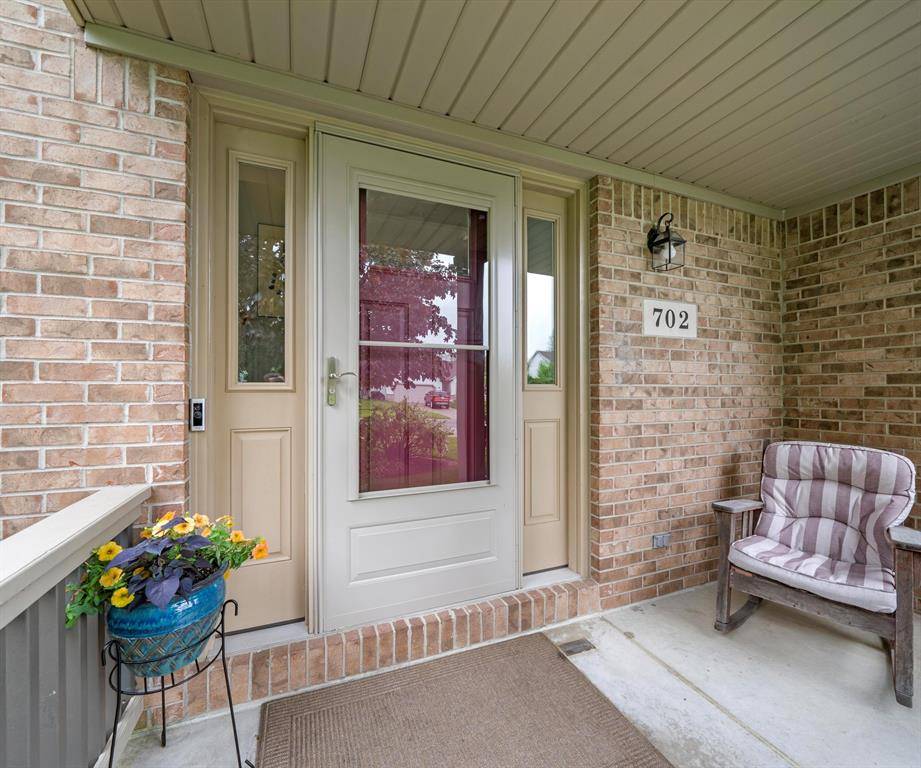 Pinckney Vlg, MI 48169,702 Starfield Drive
