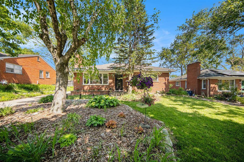 Ann Arbor, MI 48103,1537 Marian Avenue