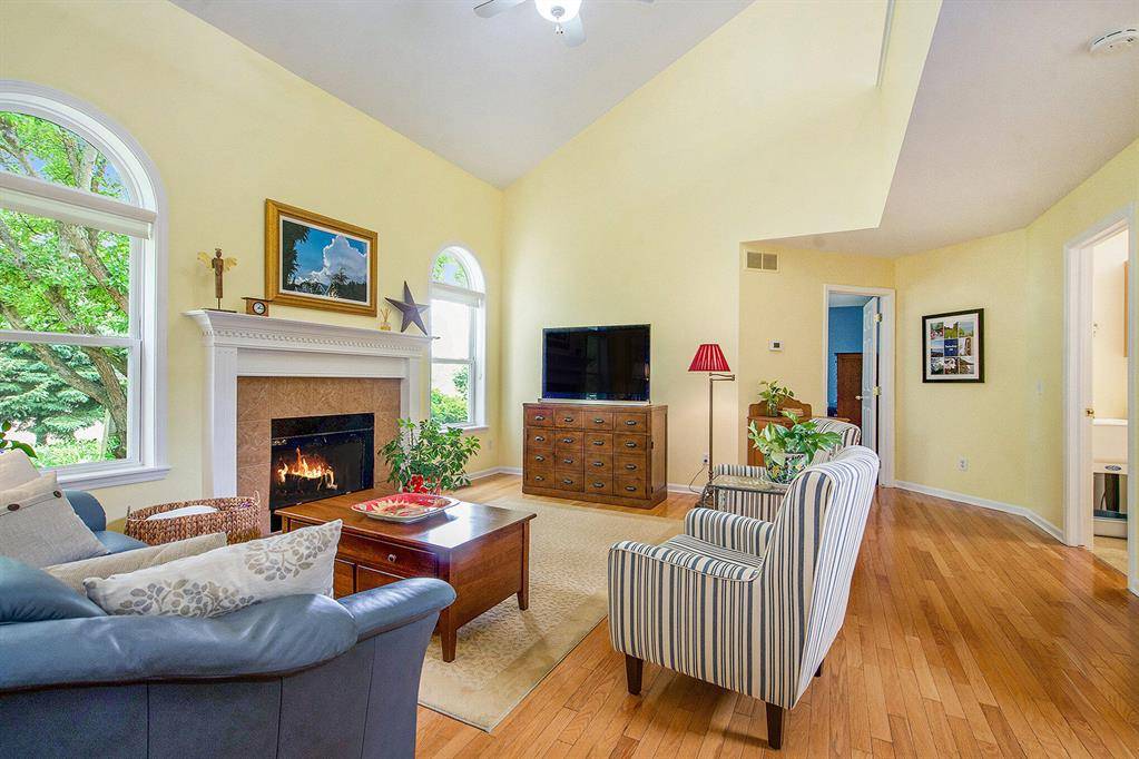 Chelsea, MI 48118,1432 Auston Lane