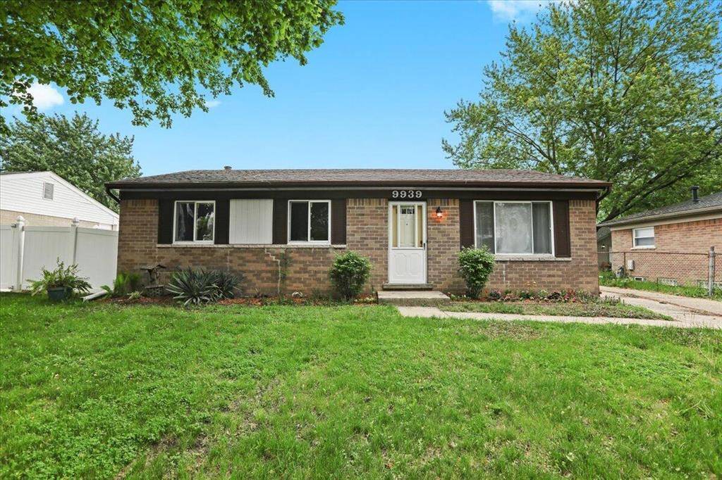 Van Buren Twp, MI 48111,9939 Hamilton Street