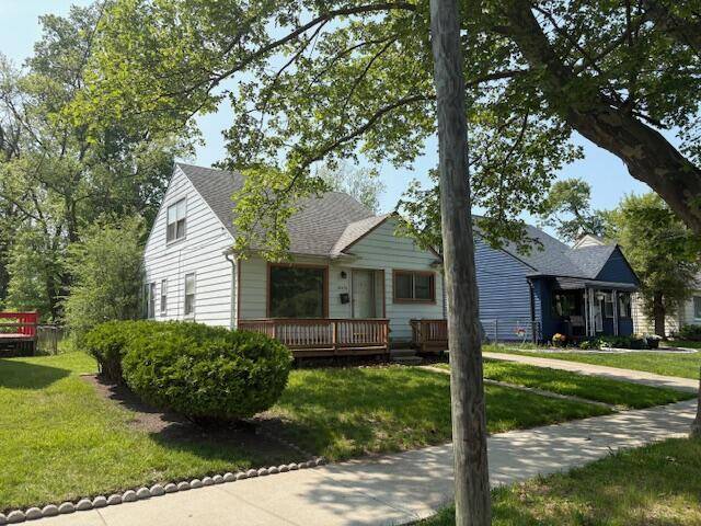 Detroit, MI 48219,19495 Grandview Street