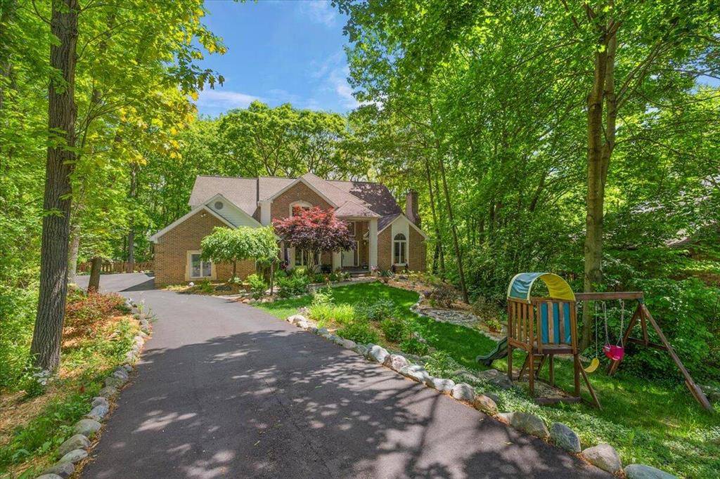 Ann Arbor, MI 48105,3427 E Dobson Place