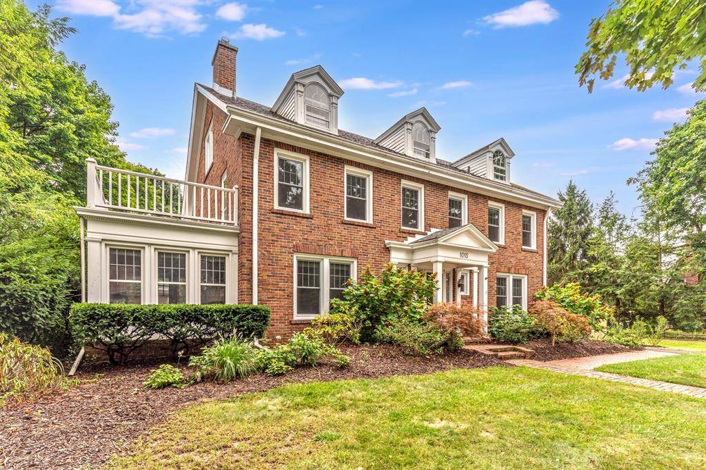 Ann Arbor, MI 48104,1015 Olivia Avenue