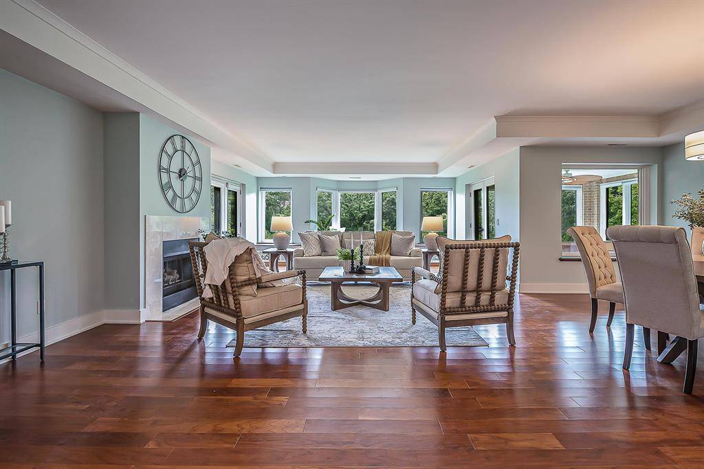 Ann Arbor, MI 48105,3000 Glazier Way 130