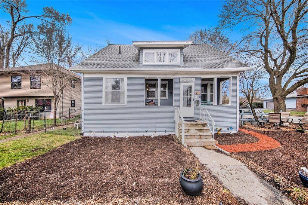Jackson, MI 49203,1717 Carl Breeding Way