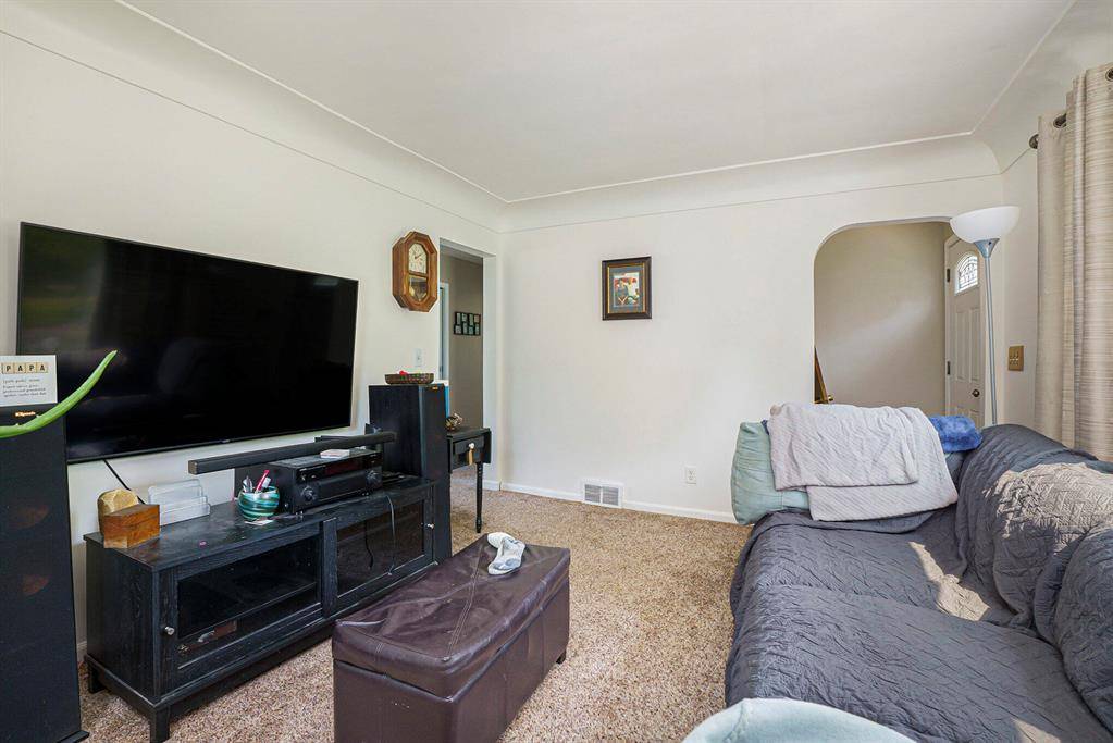 Huron Twp, MI 48174,18422 Merriman Road