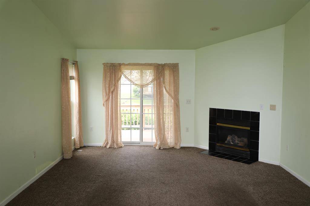 Southfield, MI 48075,17608 Gateway Circle