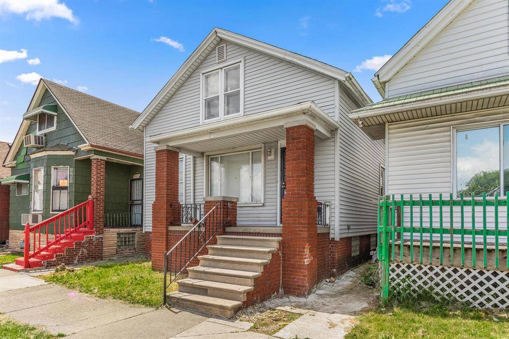 Hamtramck, MI 48212,9213 Conant