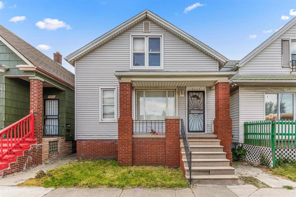 Hamtramck, MI 48212,9213 Conant
