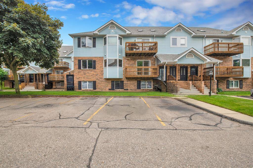 Plymouth, MI 48170,234 Pinewood Drive