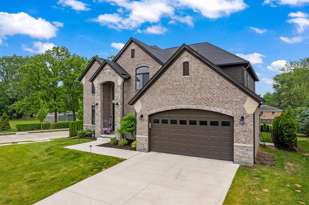 Shelby Twp, MI 48316,55135 Hanford Court