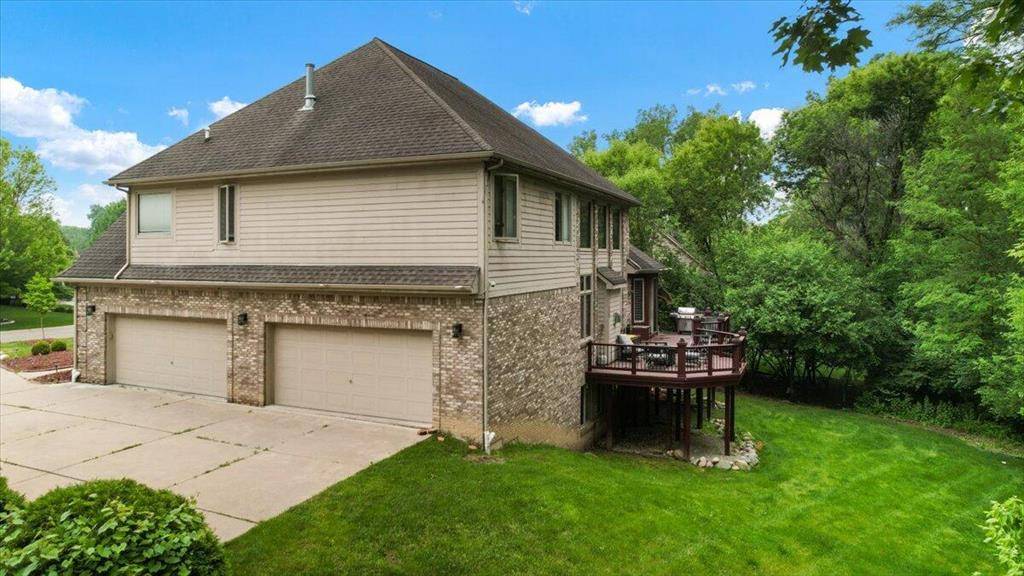 Farmington Hills, MI 48167,22219 Lujon Drive