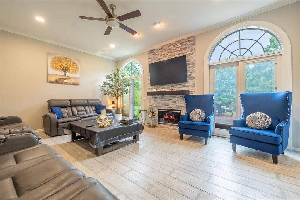 Canton Twp, MI 48187,45801 Henley Drive
