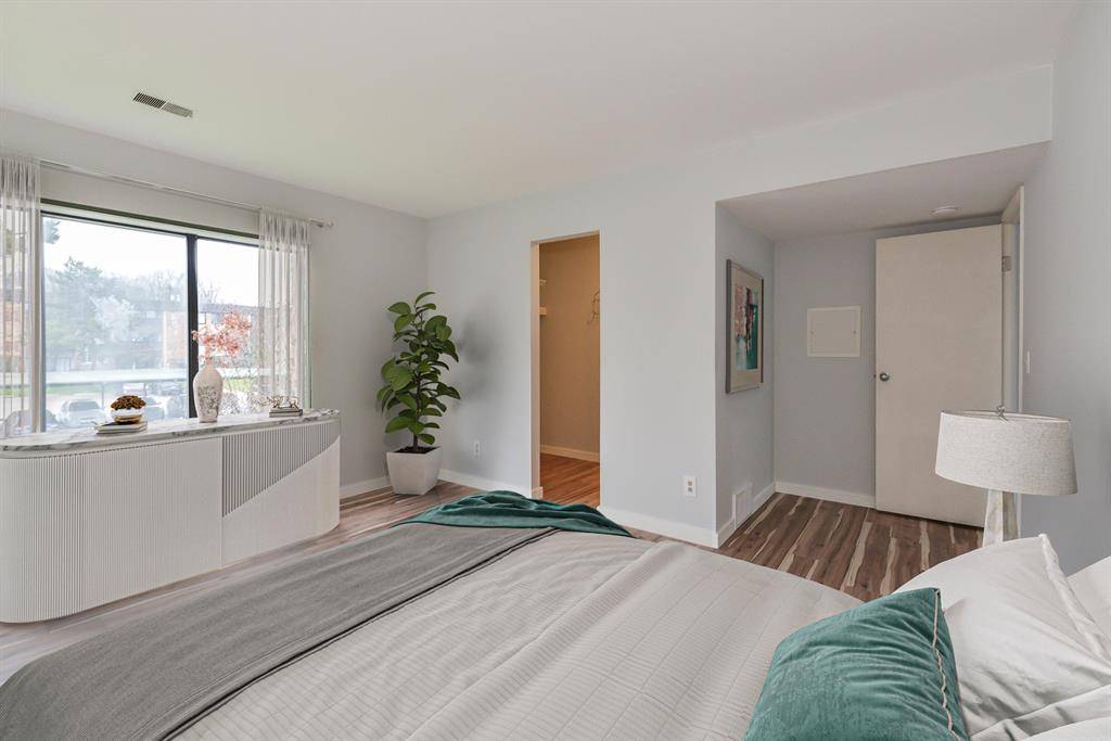 Ann Arbor, MI 48103,1265 S Maple Road 305
