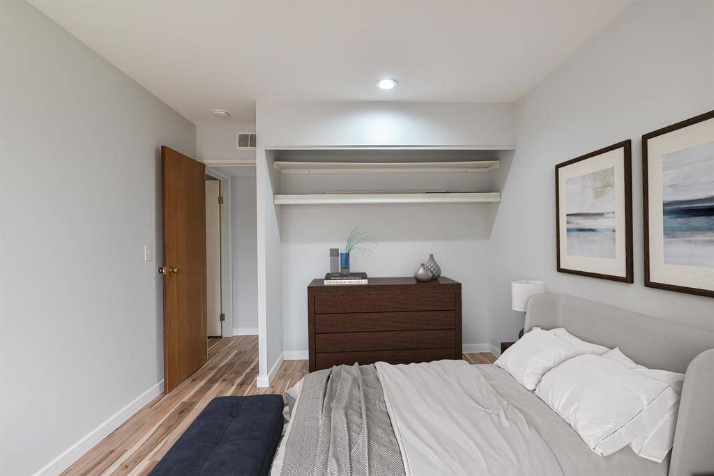 Ann Arbor, MI 48103,1265 S Maple Road 305