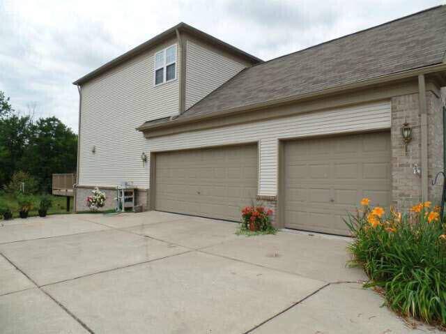 Grand Blanc, MI 48439,6296 Moonstone Drive