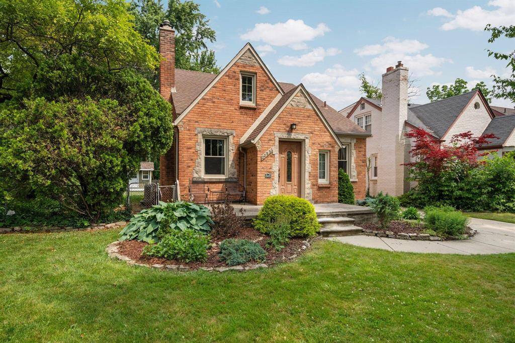 Dearborn, MI 48124,22836 Wellington Street
