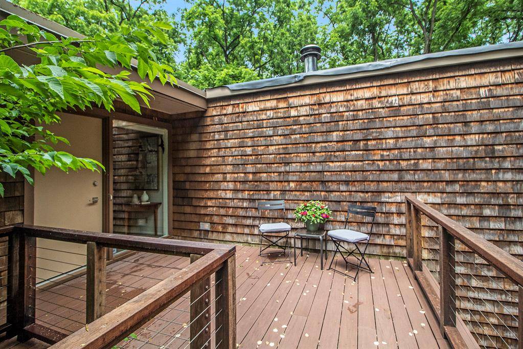 Ann Arbor, MI 48104,13 Regent Drive