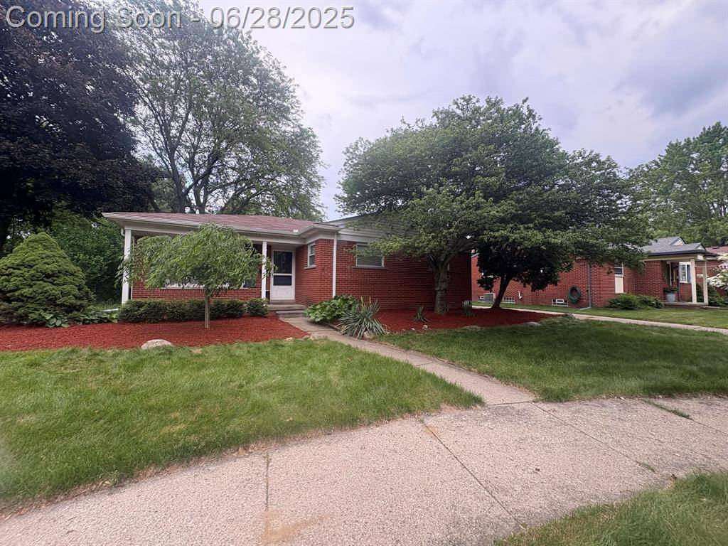 Plymouth Twp, MI 48170,14430 Shadywood Court
