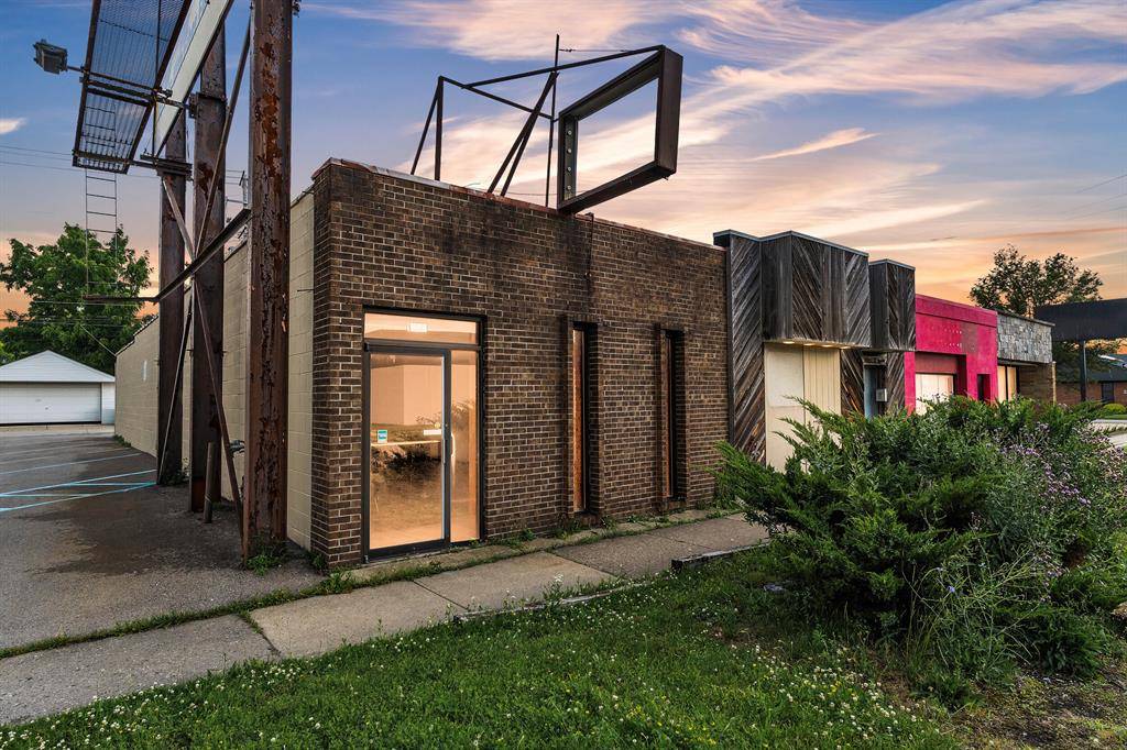 Wyandotte, MI 48192,1522 Ford Avenue