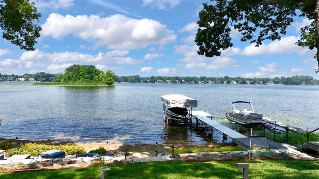 Lake Orion Twp, MI 48360,2380 Galaxy Way