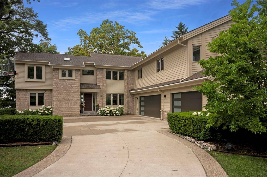 Lake Orion Twp, MI 48360,2380 Galaxy Way