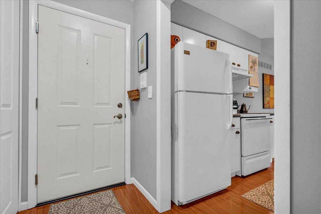 Northville, MI 48167,655 Randolph Street 103