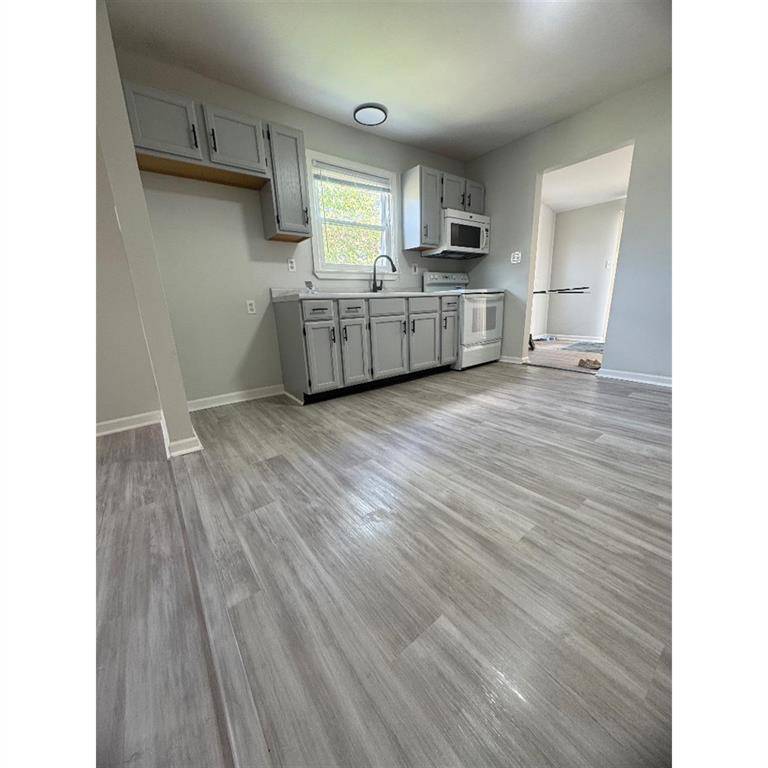 Roseville, MI 48066,25230 Ford Street