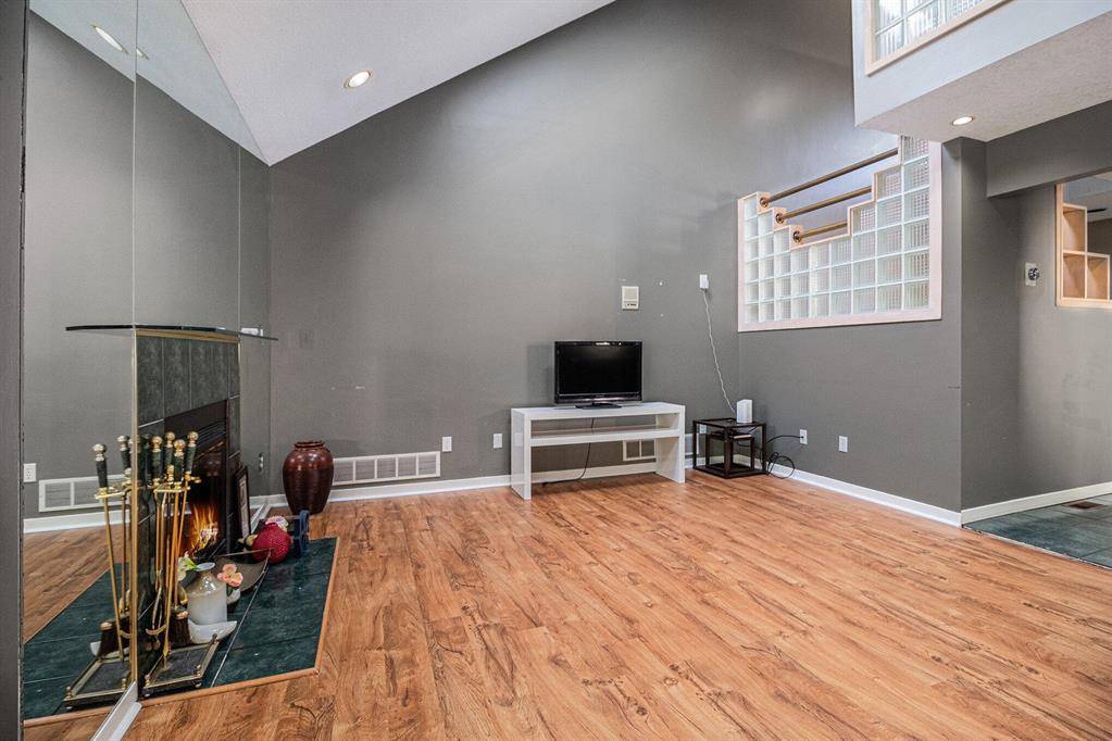 Ypsilanti Twp, MI 48197,1355 Lathers Avenue