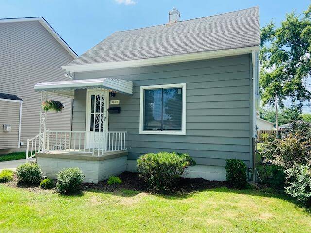 Dearborn Heights, MI 48127,8627 Robindale Avenue