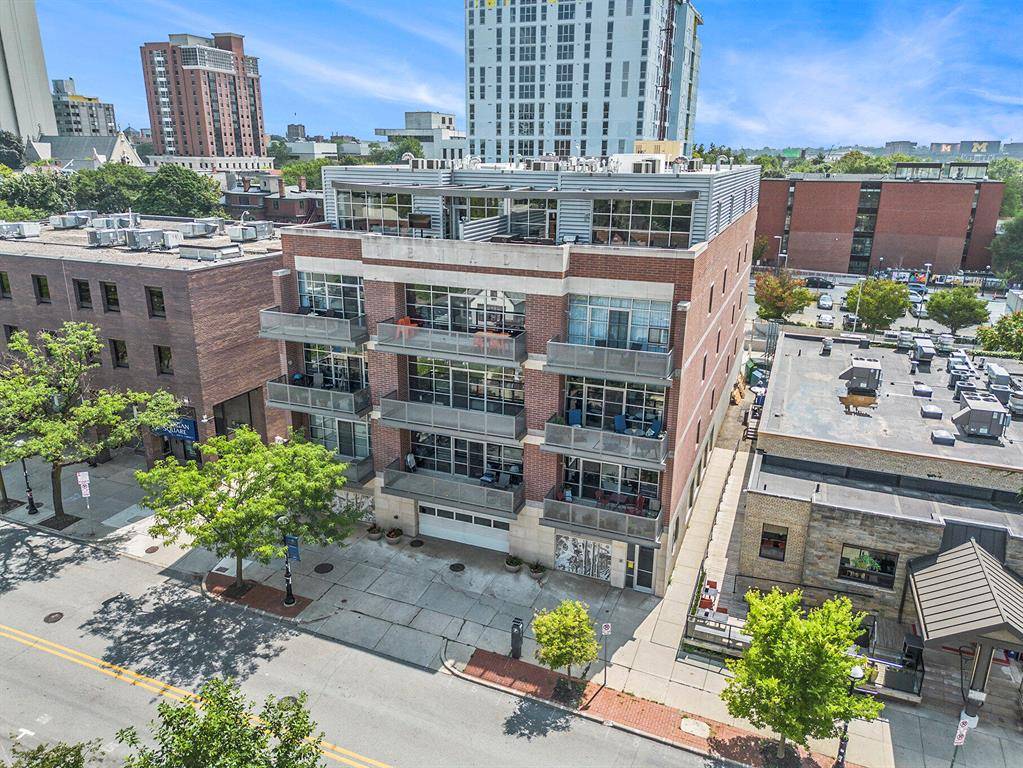 Ann Arbor, MI 48104,322 E Liberty Street 13