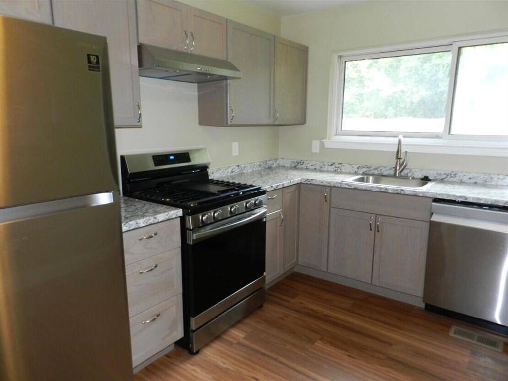 Van Buren Twp, MI 48111,41557 Arthur Street