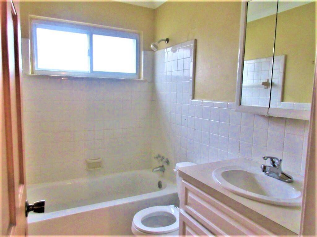 Dearborn Heights, MI 48125,4170 Weddell Street