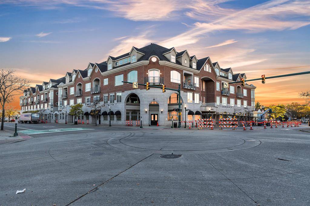 Plymouth, MI 48170,801 W Ann Arbor Trail 306