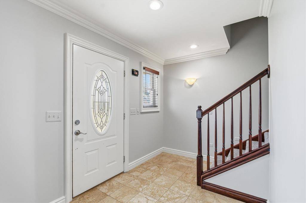 Madison Heights, MI 48071,758 W Woodside Avenue