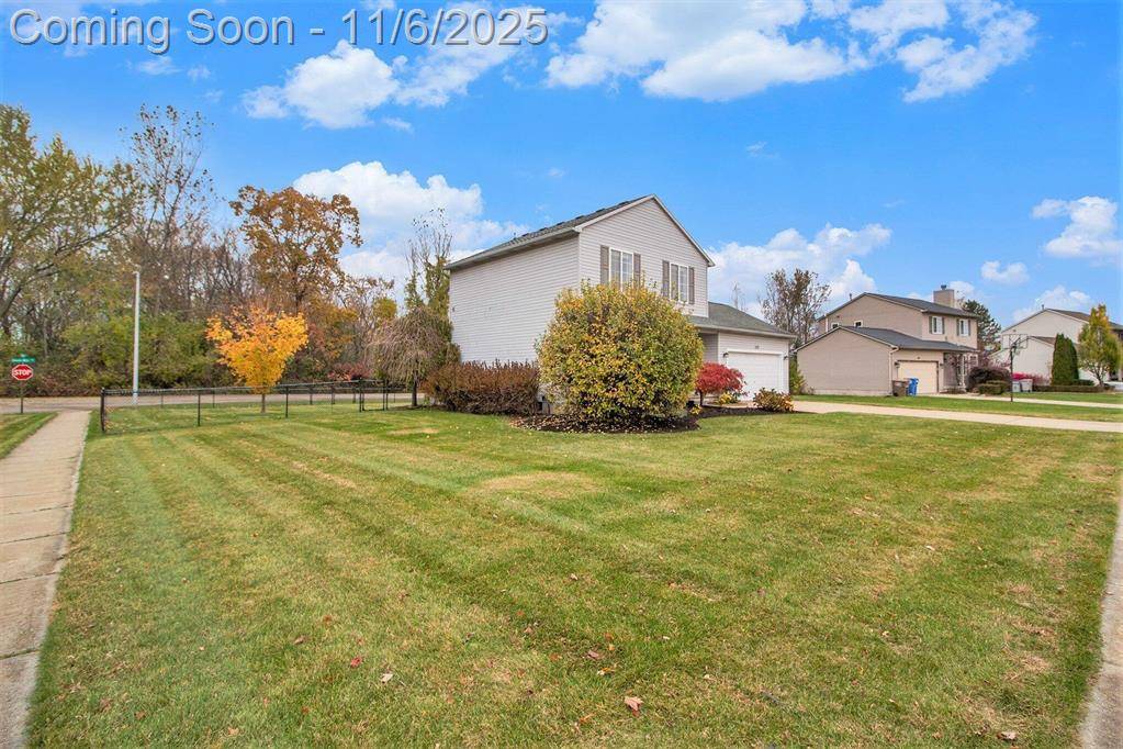Northfield Twp, MI 48189,172 Garden Court