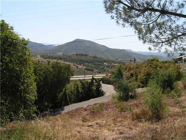 Fallbrook, CA 92028,669 Ranger Road