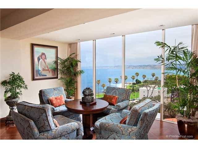 La Jolla, CA 92037,939 Coast Boulevard #15 H/J