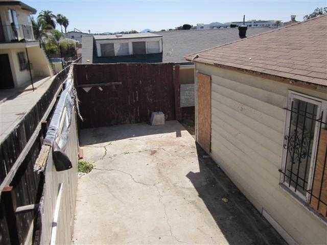 San Diego, CA 92115,5028 Trojan Avenue