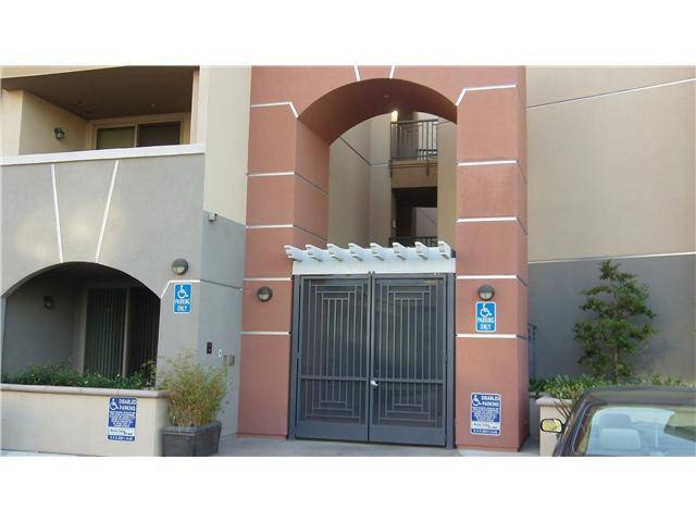 San Diego, CA 92130,3887 Pell Place #127