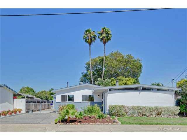 San Diego, CA 92117,5049 Roscrea Avenue