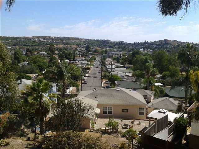 La Mesa, CA 91942,7515 Olive Place