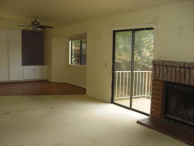 Escondido, CA 92027,1663 Madrone Glen