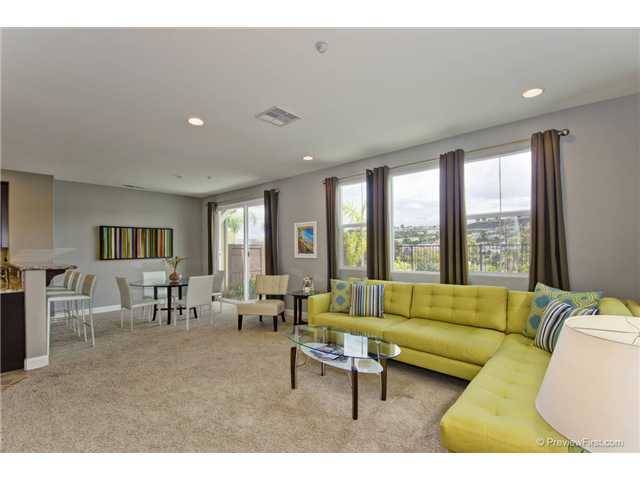 Carlsbad, CA 92009,6940 Feldspar Place